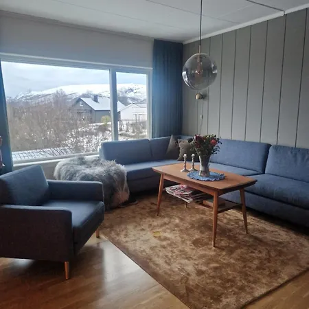 Unique And Spacious With A Spectacular View *