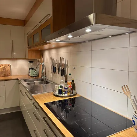 Unique And Spacious With A Spectacular View *