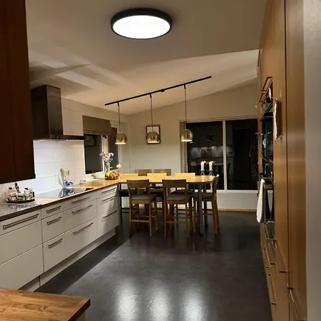 Unique And Spacious With A Spectacular View