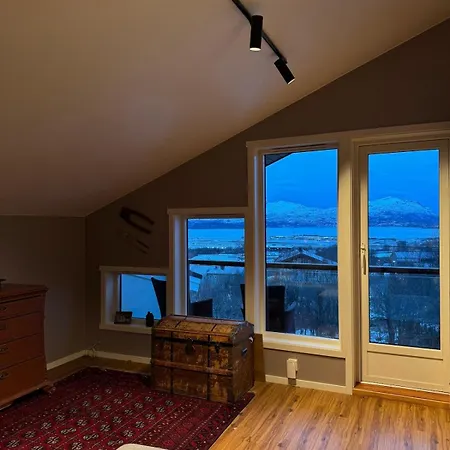 Unique And Spacious With A Spectacular View Villa Tromsø